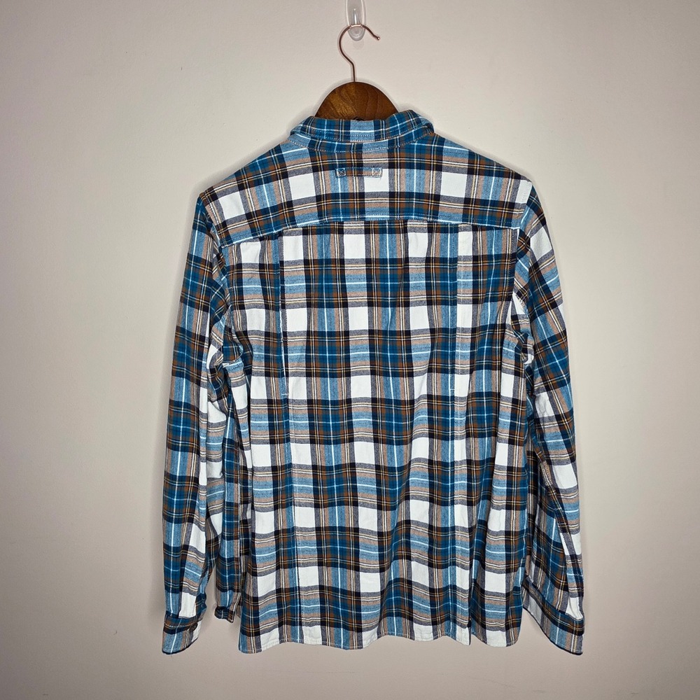 Duluth Trading Co Cotton Plaid Flannel Button Shirt Womens L Blue Brown Autumn - Picture 5 of 9